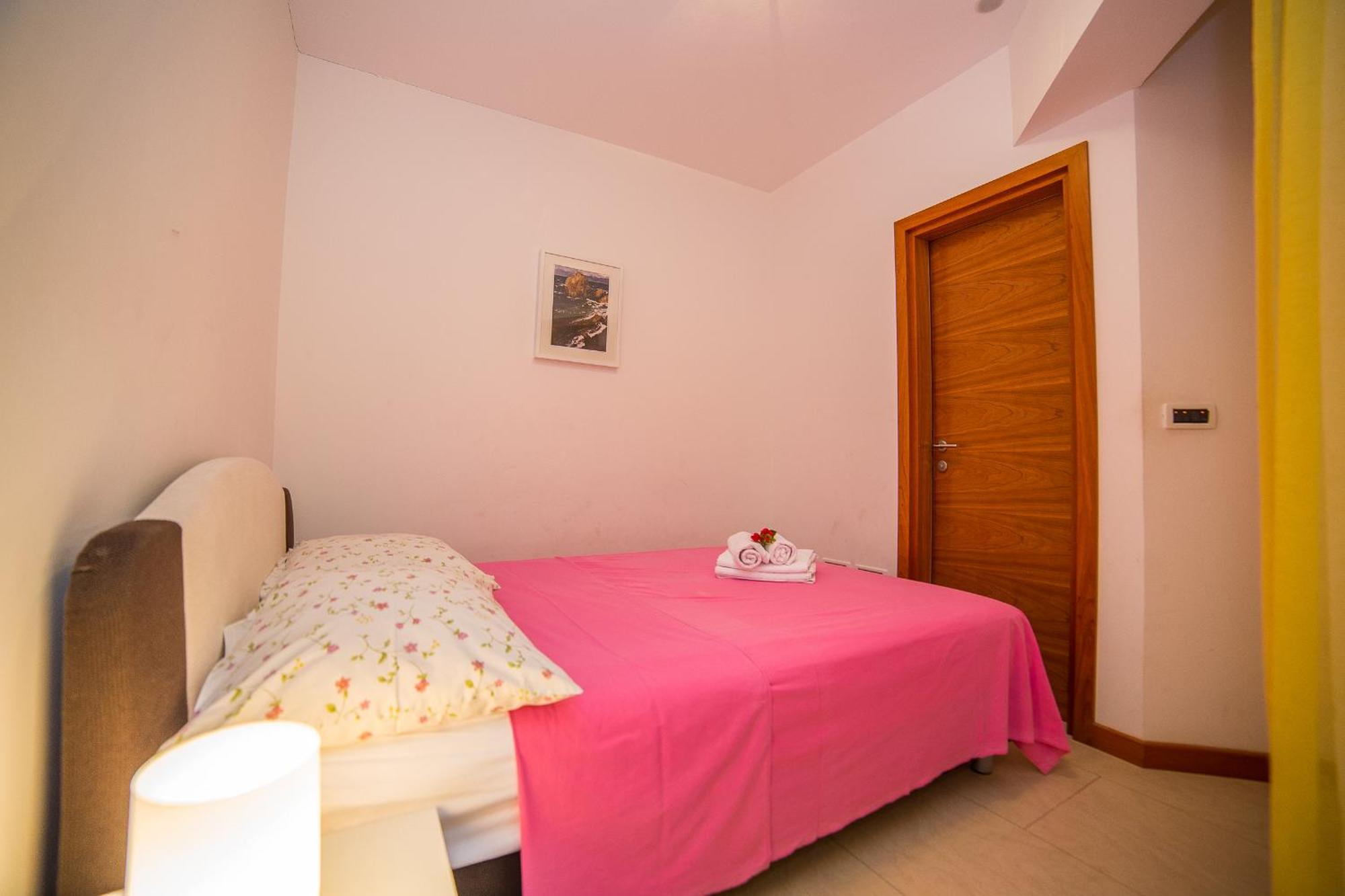 Apartments Milan Makarska Ruang foto