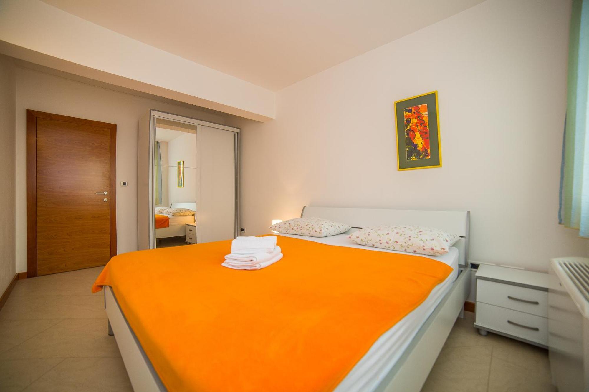 Apartments Milan Makarska Ruang foto