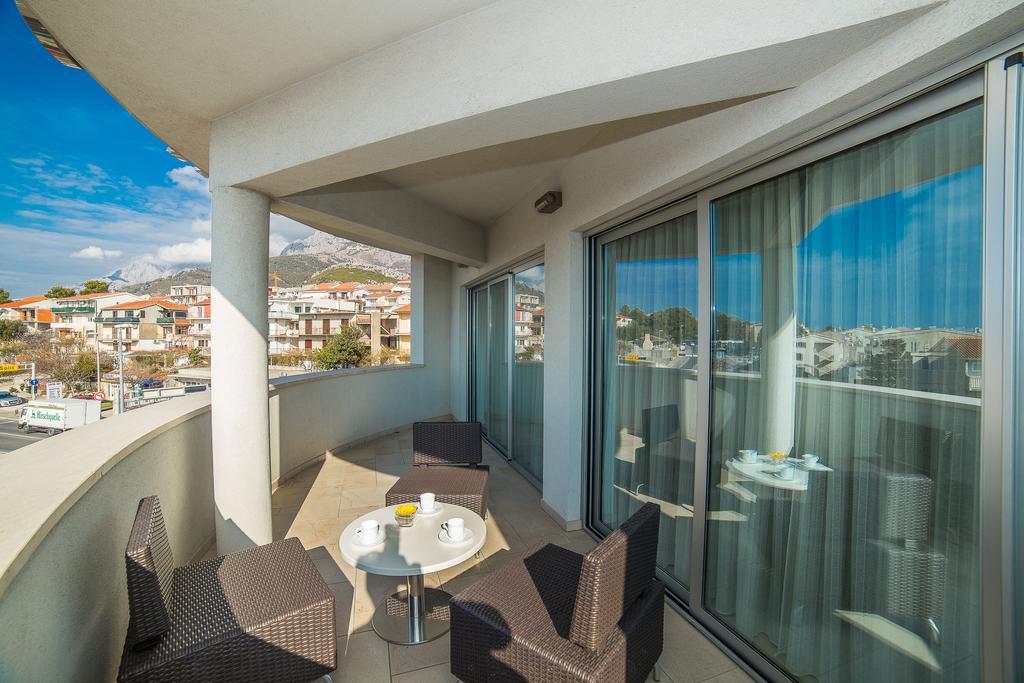 Apartments Milan Makarska Bagian luar foto